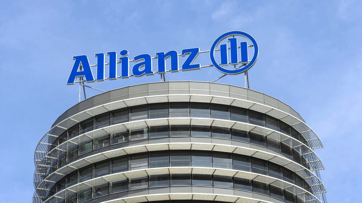AllianzGI to Allow ESG Funds to Add Defense Stocks Amid Policy Shift: Bloomberg