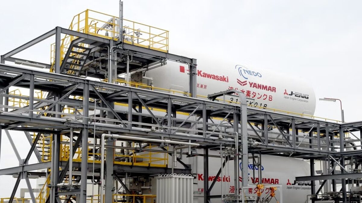 Japan Achieves World’s 1st Land-Based Operation of Marine Hydrogen Engine